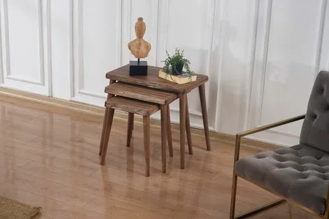 تصویر 3 از میز عسلی چوبی با کیفیت ساخت بالا و دوام طولانی